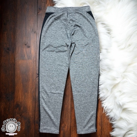 Under Armour Men’s Gray & Black Lightweight Performance Sweatpants – NWT (Small) - Picture 4 of 4